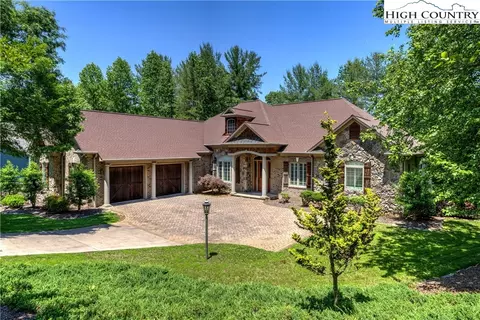 4968 Camellia Dr, Morganton, NC 28655