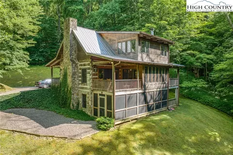 3606 Beaver Dam Rd, Vilas, NC 28692
