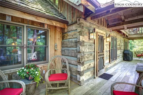 343 Stack Rock Rd, Elk Park, NC 28622 photo 19