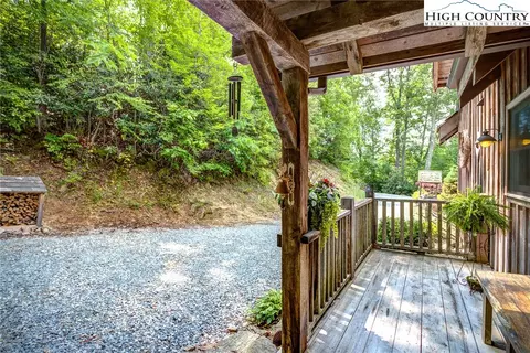 343 Stack Rock Rd, Elk Park, NC 28622 photo 26