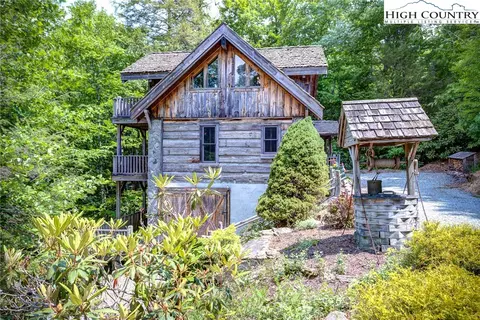 343 Stack Rock Rd, Elk Park, NC 28622 photo 22