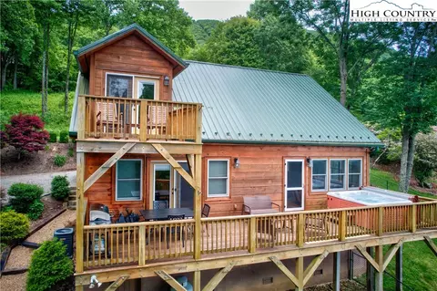 141 Quail Trl, Zionville, NC 28698