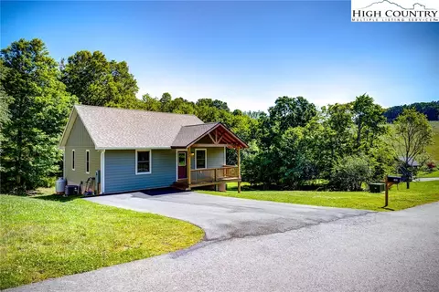 182 Townhomes Pl #9, Boone, NC 28607