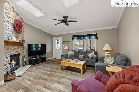 701 Charter Hills Rd, Beech Mountain, NC 28604 photo 5