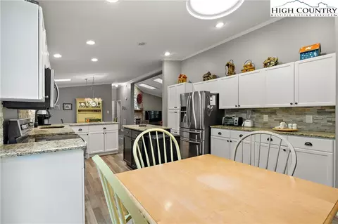 701 Charter Hills Rd, Beech Mountain, NC 28604 photo 13