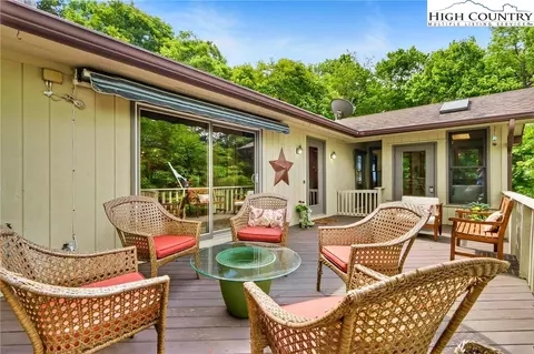 111 Sugar Maple Ln, Beech Mountain, NC 28604 photo 9
