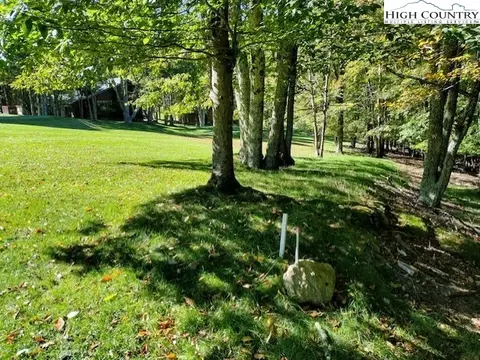 208 Pine Ridge Rd, Beech Mountain, NC 28604 photo 4
