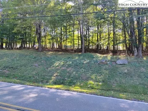 208 Pine Ridge Rd, Beech Mountain, NC 28604 photo 5