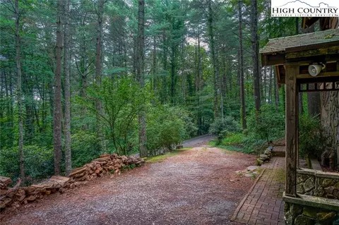 210 Circle Oak Dr, Boone, NC 28607 photo 11