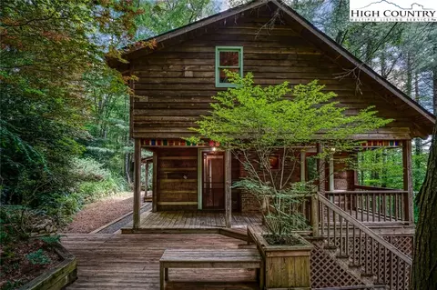 210 Circle Oak Dr, Boone, NC 28607 photo 4