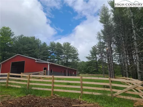 13556 N Nc Highway 16, Millers Creek, NC 28651