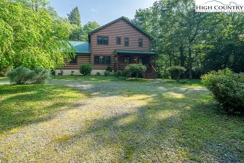 312 Blueberry Ln, Boone, NC 28607
