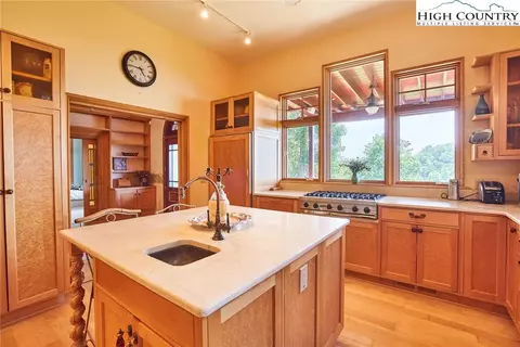 229 Freedom Rd, Deep Gap, NC 28618 photo 9