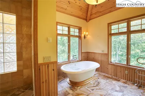 229 Freedom Rd, Deep Gap, NC 28618 photo 31