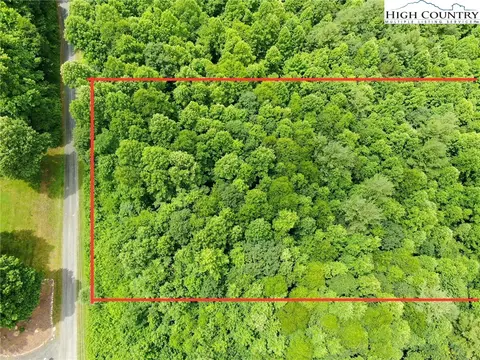 25 Overlook Drive, Crumpler, NC 28617