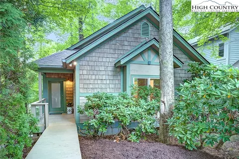 168 Inn At Crestwood Dr, Boone, NC 28607