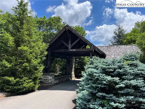 tbd Crown Spruce Ln, West Jefferson, NC 28694