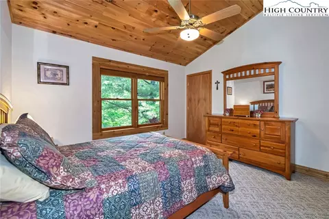 259 Moonbeam Ln, Deep Gap, NC 28618 photo 35