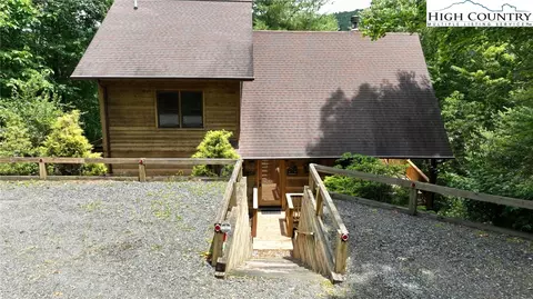 259 Moonbeam Ln, Deep Gap, NC 28618 photo 4