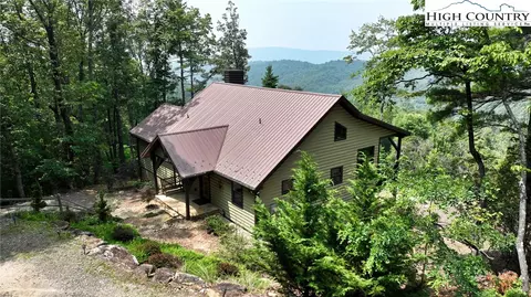 4879 Staghorn Rd, Purlear, NC 28665 photo 3