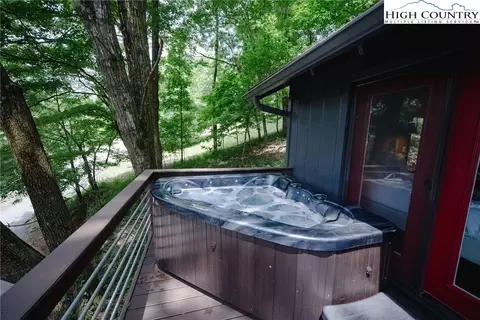 122 Beucus Ln, Seven Devils, NC 28604 photo 25