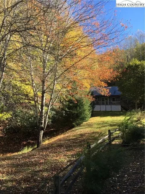 677 Ray Davis Rd, Lansing, NC 28643 photo 32