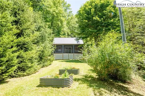 677 Ray Davis Rd, Lansing, NC 28643 photo 38