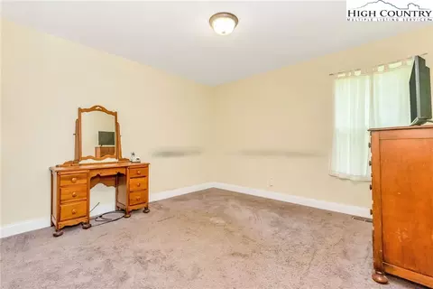311 Tideline Rd, Traphill, NC 28685 photo 19