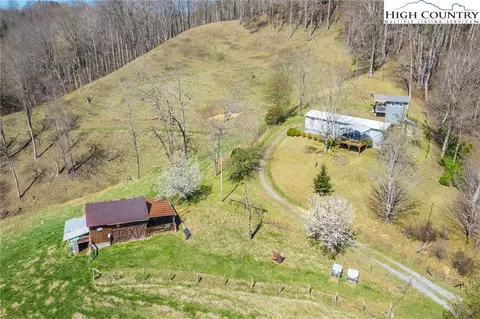 223 Bumpy Rd, Elk Park, NC 28622 photo 1
