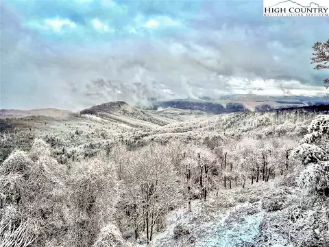 305 Ridge Rd, Roaring Gap, NC 28668 photo 29