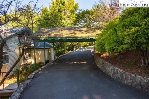 305 Ridge Rd, Roaring Gap, NC 28668 photo 6