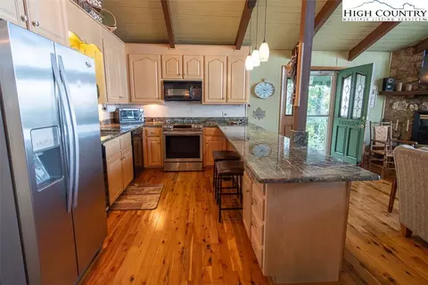 305 Ridge Rd, Roaring Gap, NC 28668 photo 12