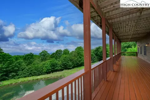 137 Spruce Hollow Rd, Beech Mountain, NC 28604 photo 5
