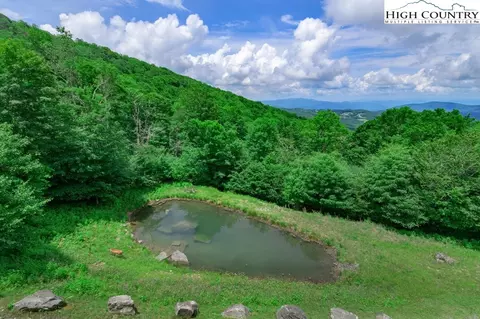 137 Spruce Hollow Rd, Beech Mountain, NC 28604 photo 32