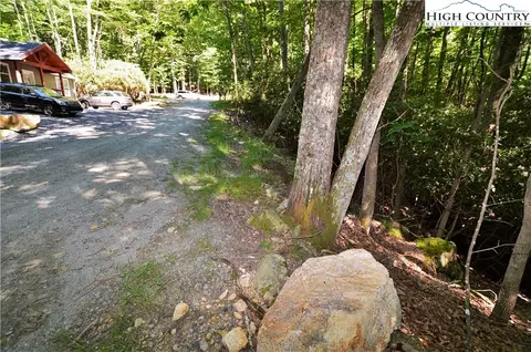 101 Spicewood Ln, Beech Mountain, NC 28604 photo 9