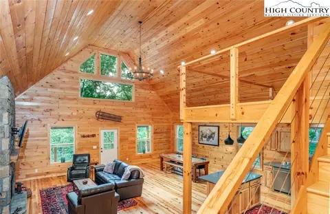 209 Pine Ridge Rd, Beech Mountain, NC 28604 photo 8