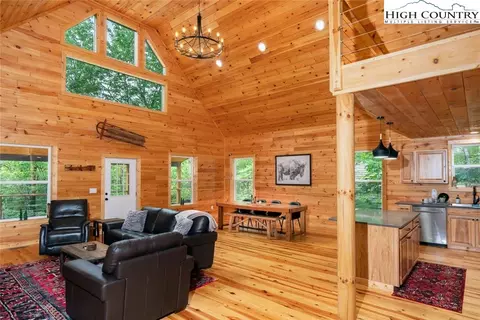 209 Pine Ridge Rd, Beech Mountain, NC 28604 photo 10