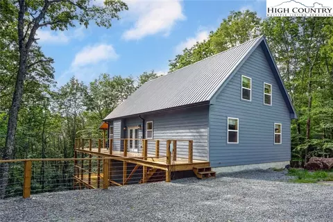 209 Pine Ridge Rd, Beech Mountain, NC 28604