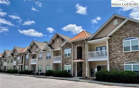 247 Eli Hartley Dr #108, Boone, NC 28607