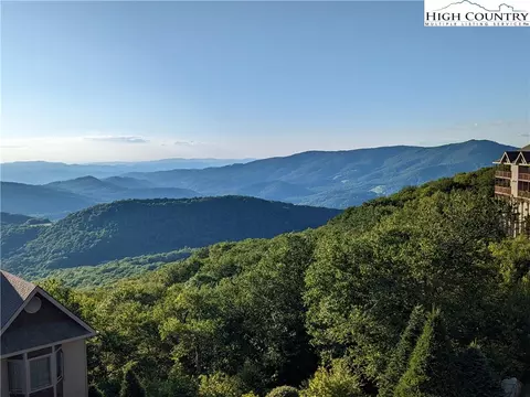 799 Craggy Pointe #25D, Sugar Mountain, NC 28604