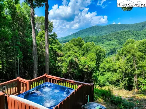 755 Chestnut Farms Rd, West Jefferson, NC 28694