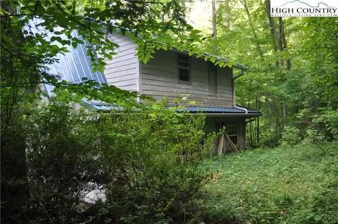 502 Benge Ashe Rd, Purlear, NC 28665 photo 5