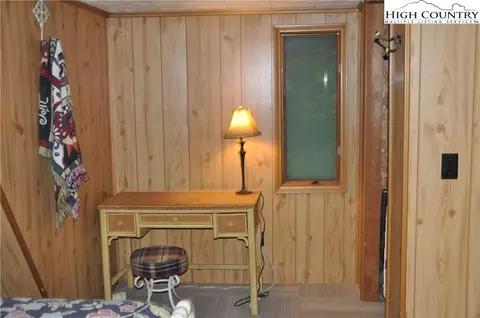 502 Benge Ashe Rd, Purlear, NC 28665 photo 21
