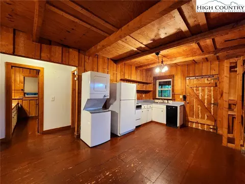502 Lynn Hill Rd, Boone, NC 28607 photo 17