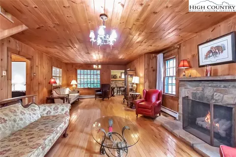 185 Sunset Dr, Boone, NC 28607 photo 11