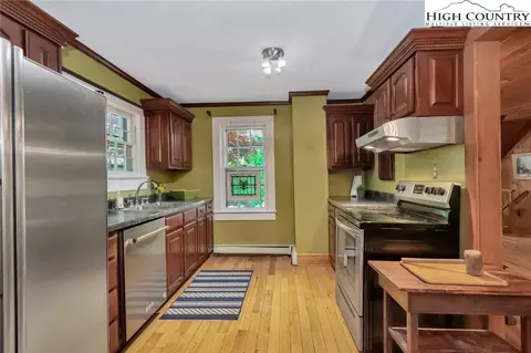 185 Sunset Dr, Boone, NC 28607 photo 38