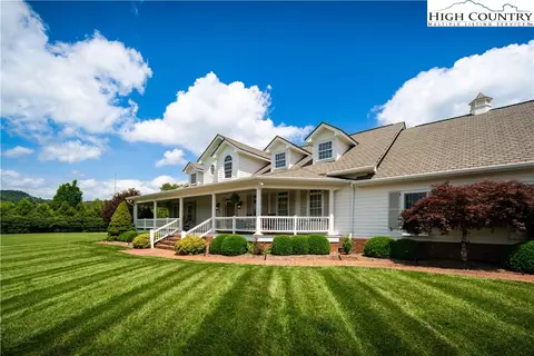 212 Johnson St, Boone, NC 28607