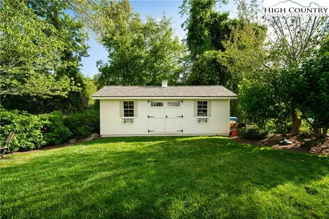 212 Johnson St, Boone, NC 28607 photo 41