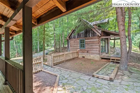 208 Hawkbill Rd, Ferguson, NC 28624 photo 5