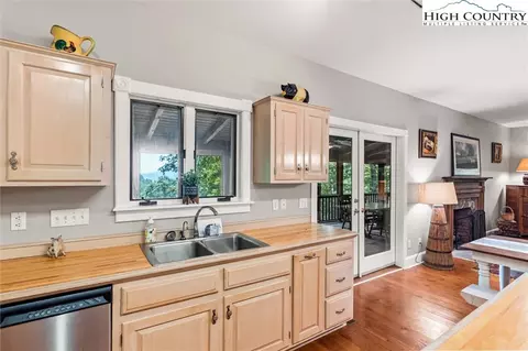 208 Hawkbill Rd, Ferguson, NC 28624 photo 10